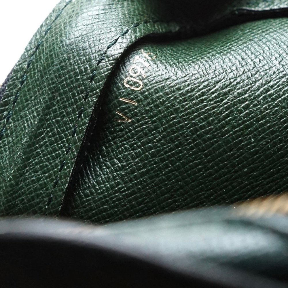 Auth Louis Vuitton Taiga Baikal Grizzu #2502L26 - Picture 12 of 12